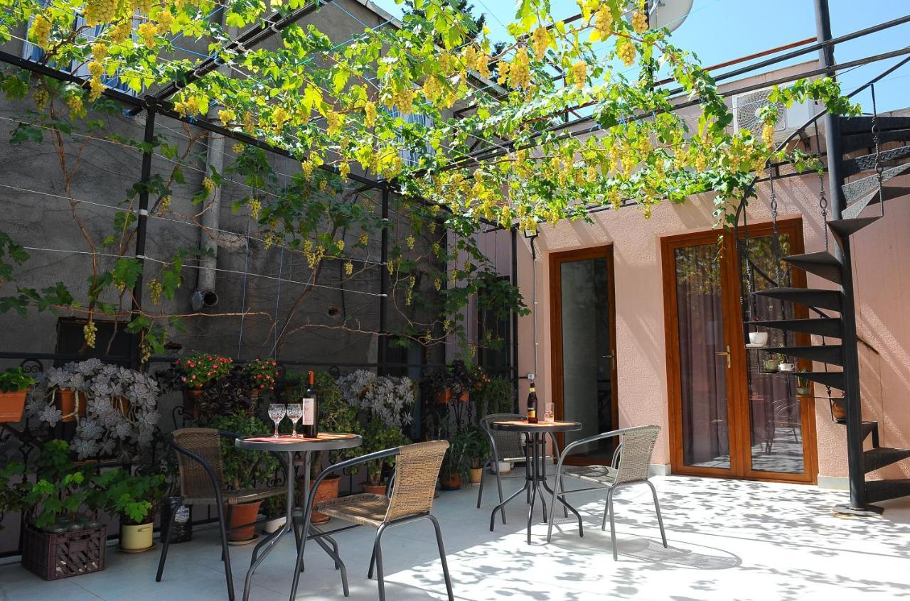 Janika Apartments Tbilisi Exterior foto